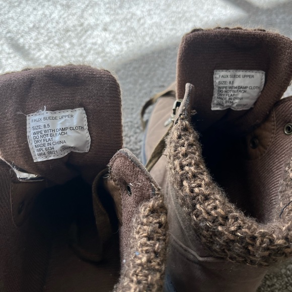 Super cute Lukees  boots by Muk Luks - Picture 3 of 7